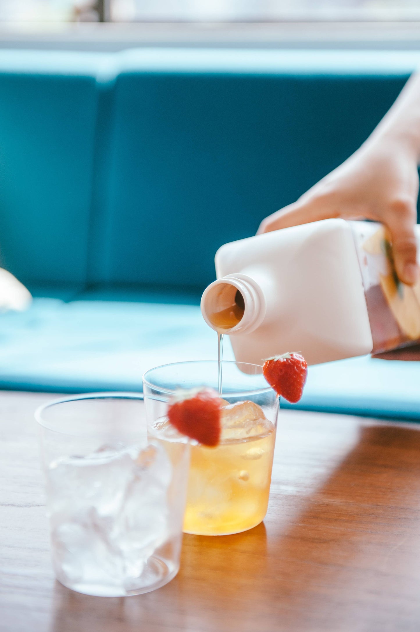 "Ka-Ku" Cold Brew Tea Bottle 1200mL